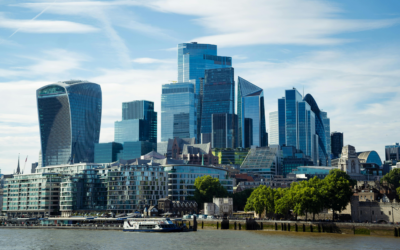 Best Times to Drive PCO in London: Peak Hours, Hotspots and Earnings Tips